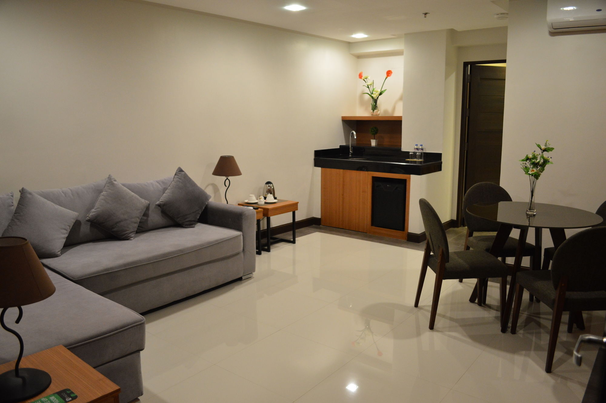 Mango Suites - Santiago City of Santiago Luaran gambar